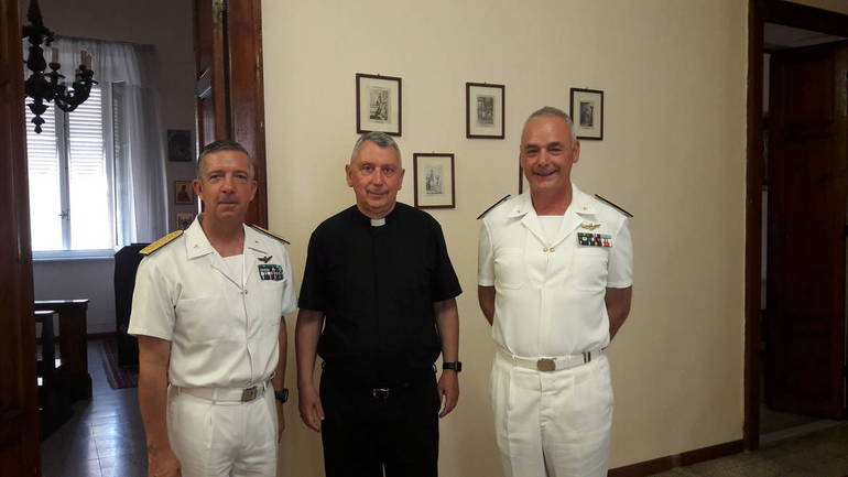 Il nuovo ammiraglio dell'Accademia Navale ha incontrato il Vescovo