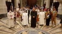 Suore trinitarie col Vescovo Giusti 3