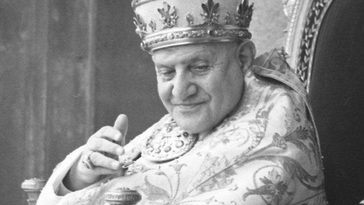 Giovanni XXIII, l’eredità in una carezza