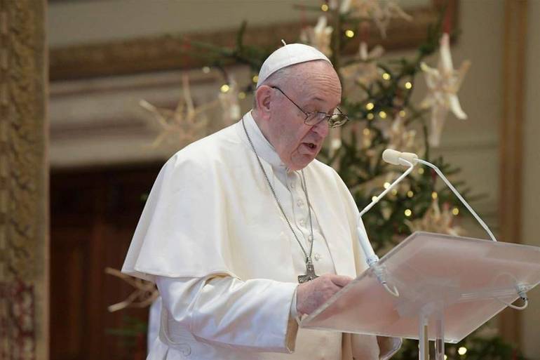 Il Papa: Dio ci ama nelle nostre fragilità, apriamogli la porta di casa