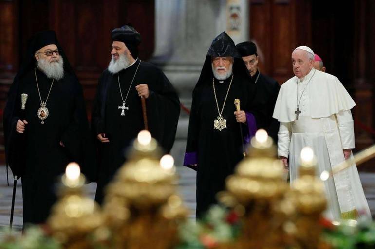 Il Papa prega con i leader cristiani per il Libano