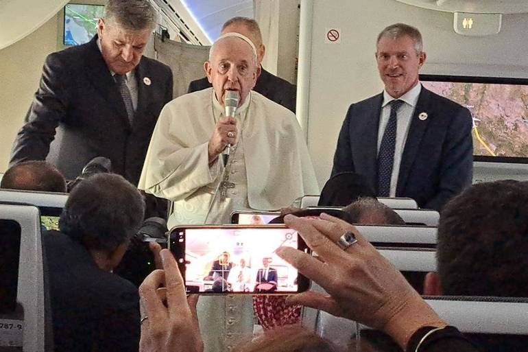 La conferenza del Papa in aereo